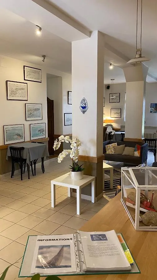 Hotel La Porte Saint Pierre-Logis Hotel Intra Muros