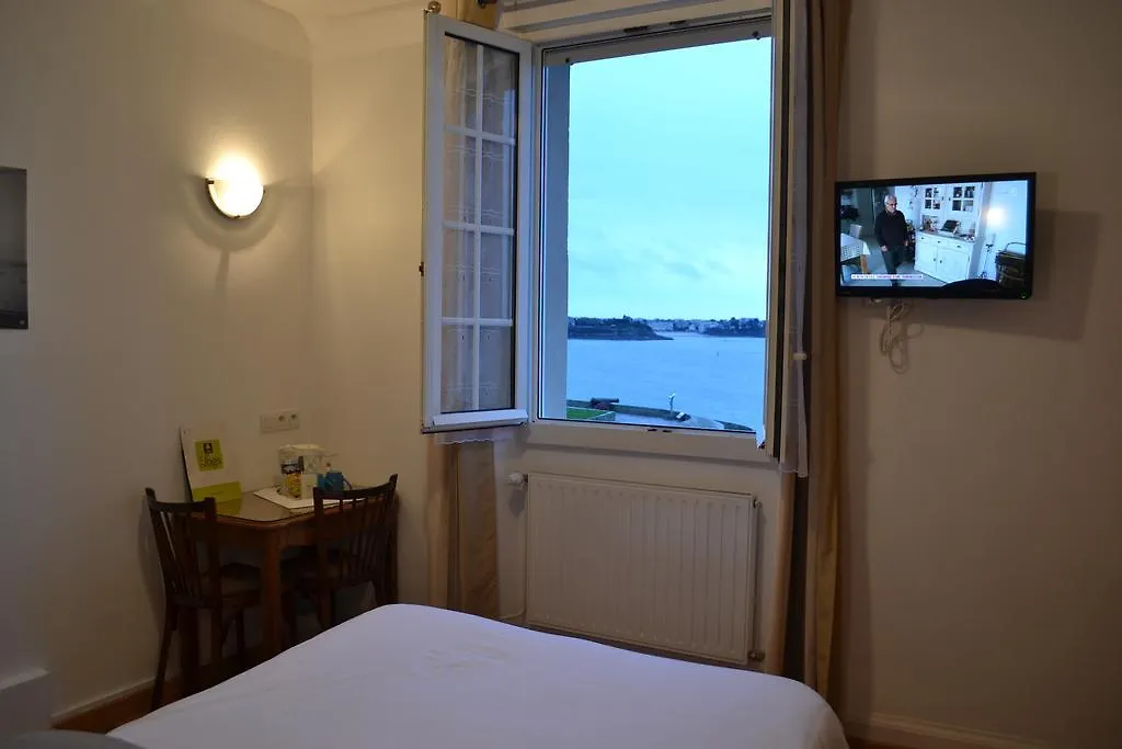 Hotel La Porte Saint Pierre-Logis Hotel Intra Muros  Saint-Malo
