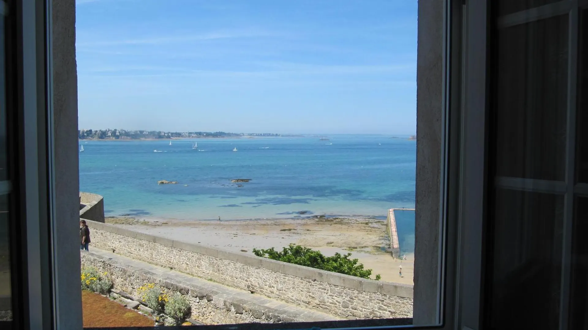 Hotel La Porte Saint Pierre-Logis Hotel Intra Muros Saint-Malo
