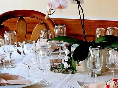 Hotel Hôtel La Porte Saint Pierre-Logis Hôtel Intra Muros